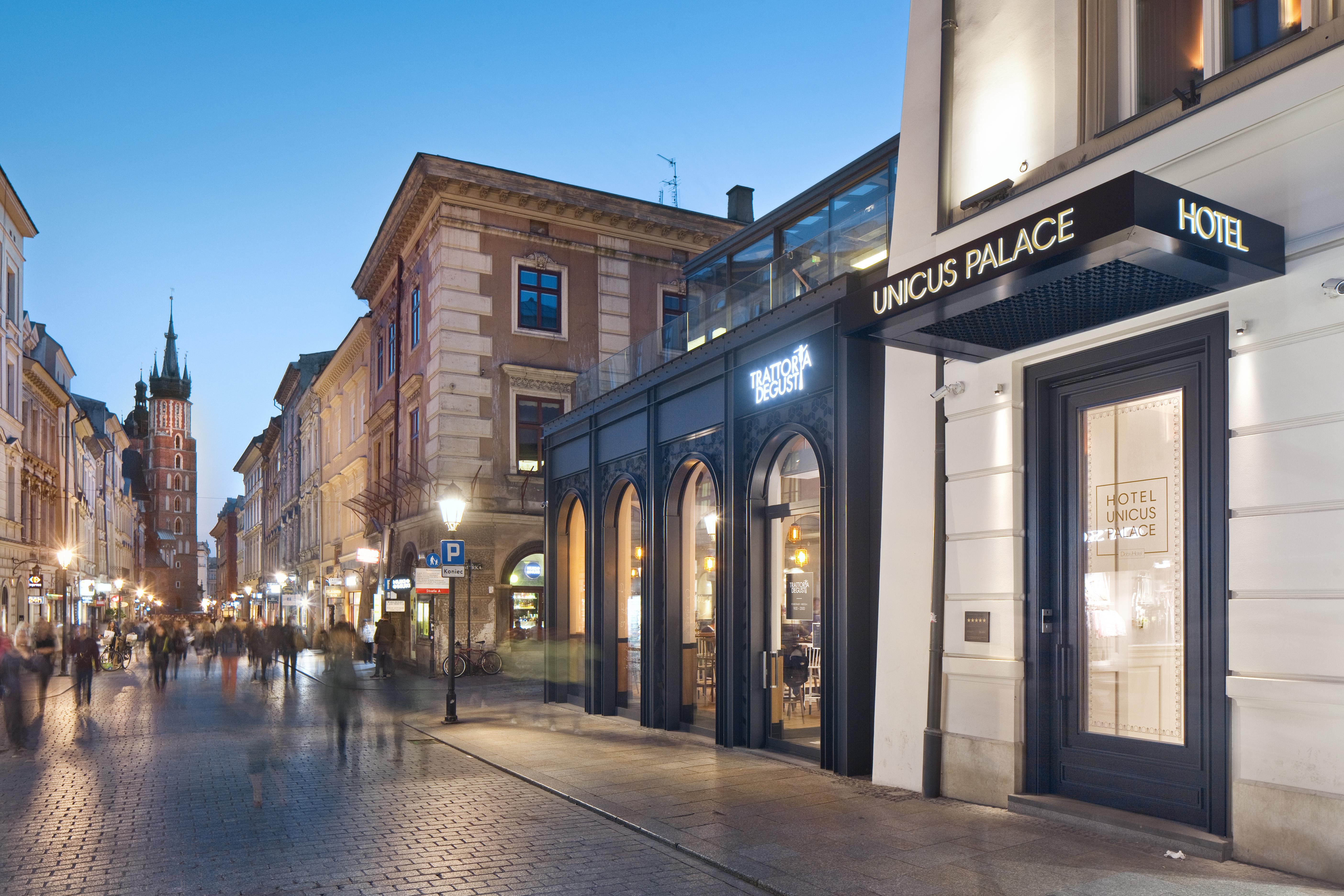 Wyndham Grand Krakow Old Town Hotel Exterior photo