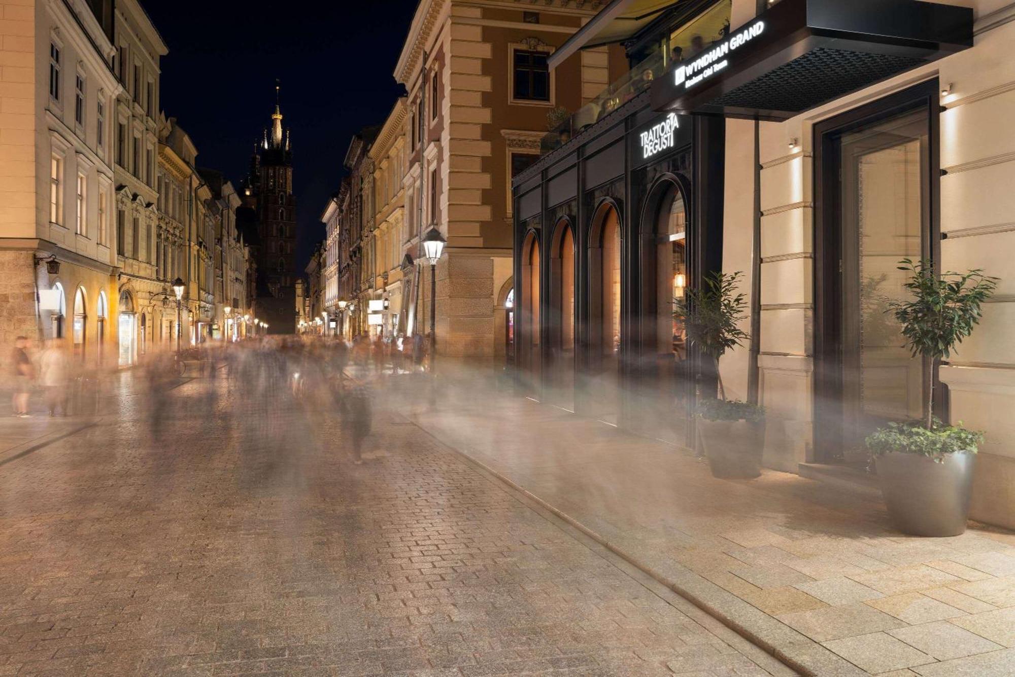 Wyndham Grand Krakow Old Town Hotel Exterior photo